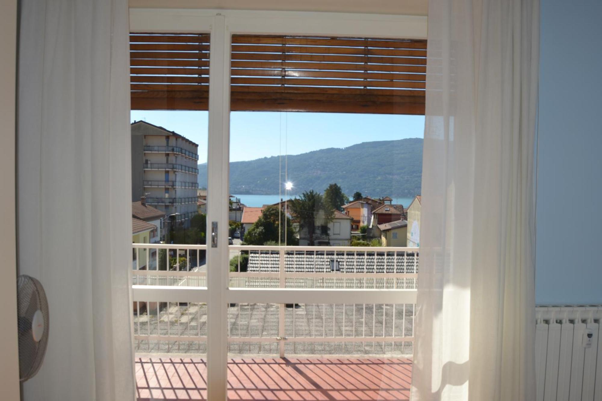 Suna Holiday Verbania Kültér fotó
